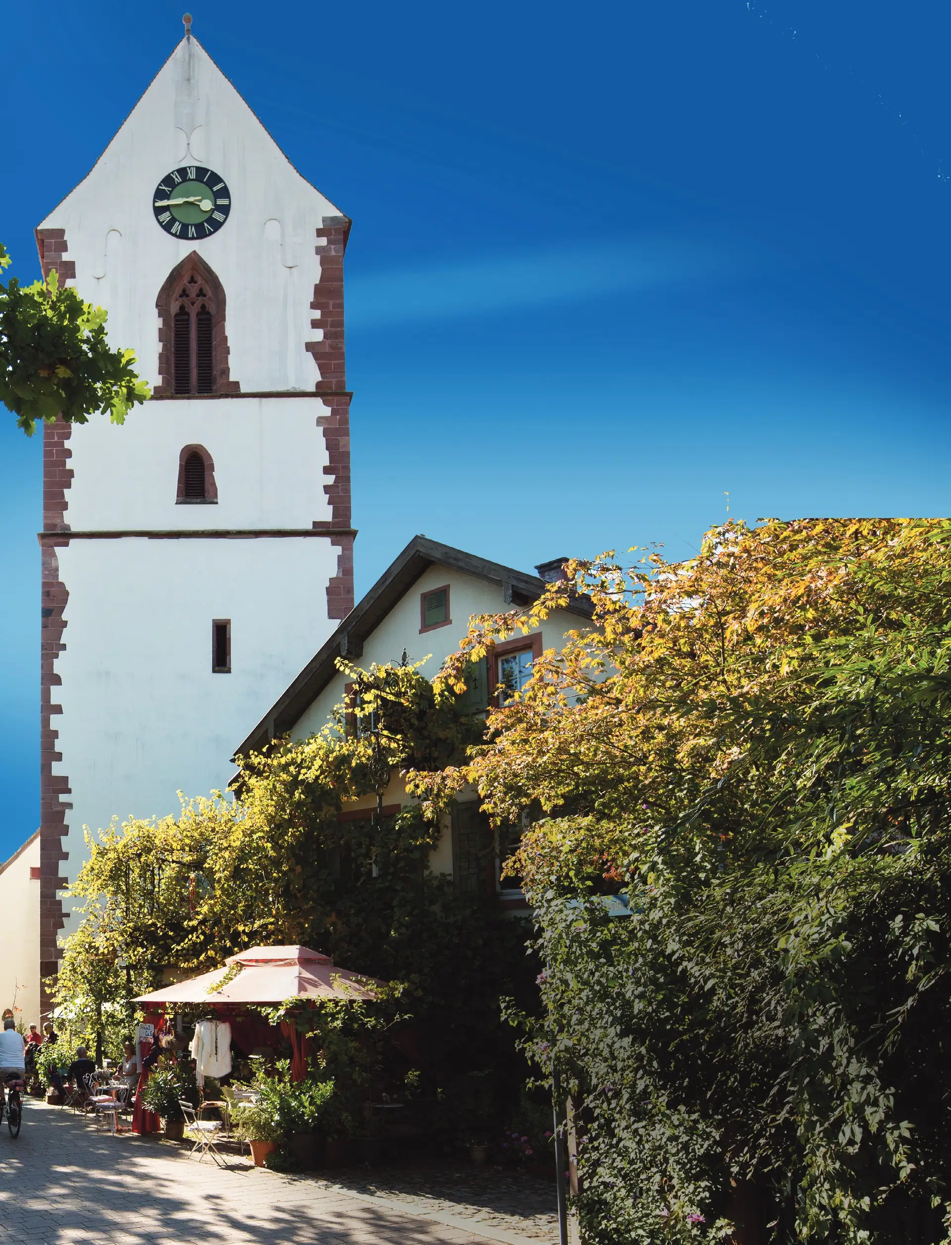 Altstadt-Flohmarkt in Schopfheim rund um die Kirche St. Michael