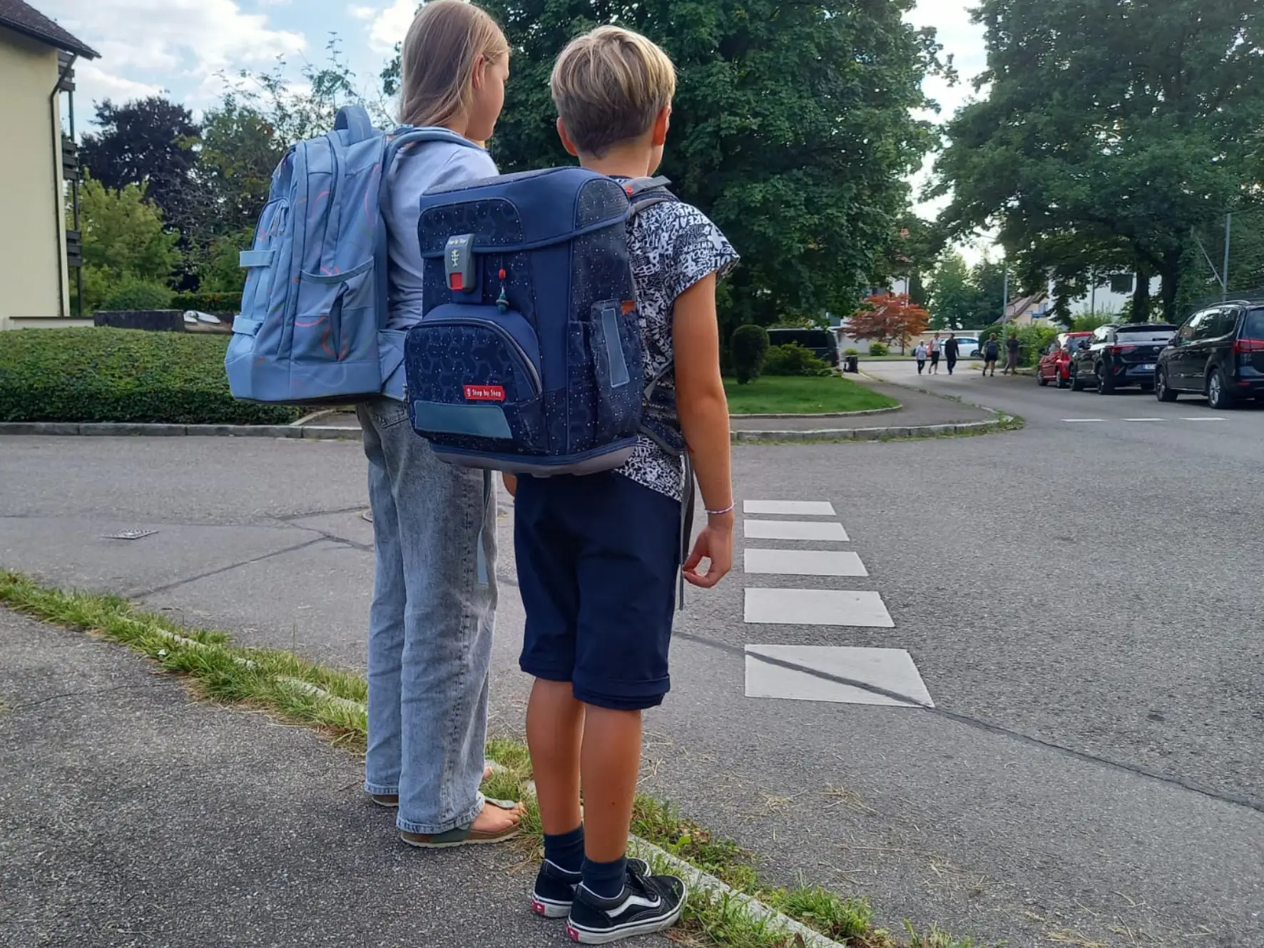 Mit dem Schulbeginn kommt auf die Schülerinnen und Schüler viel Neues auf dem Weg zur und in der Schule zu.