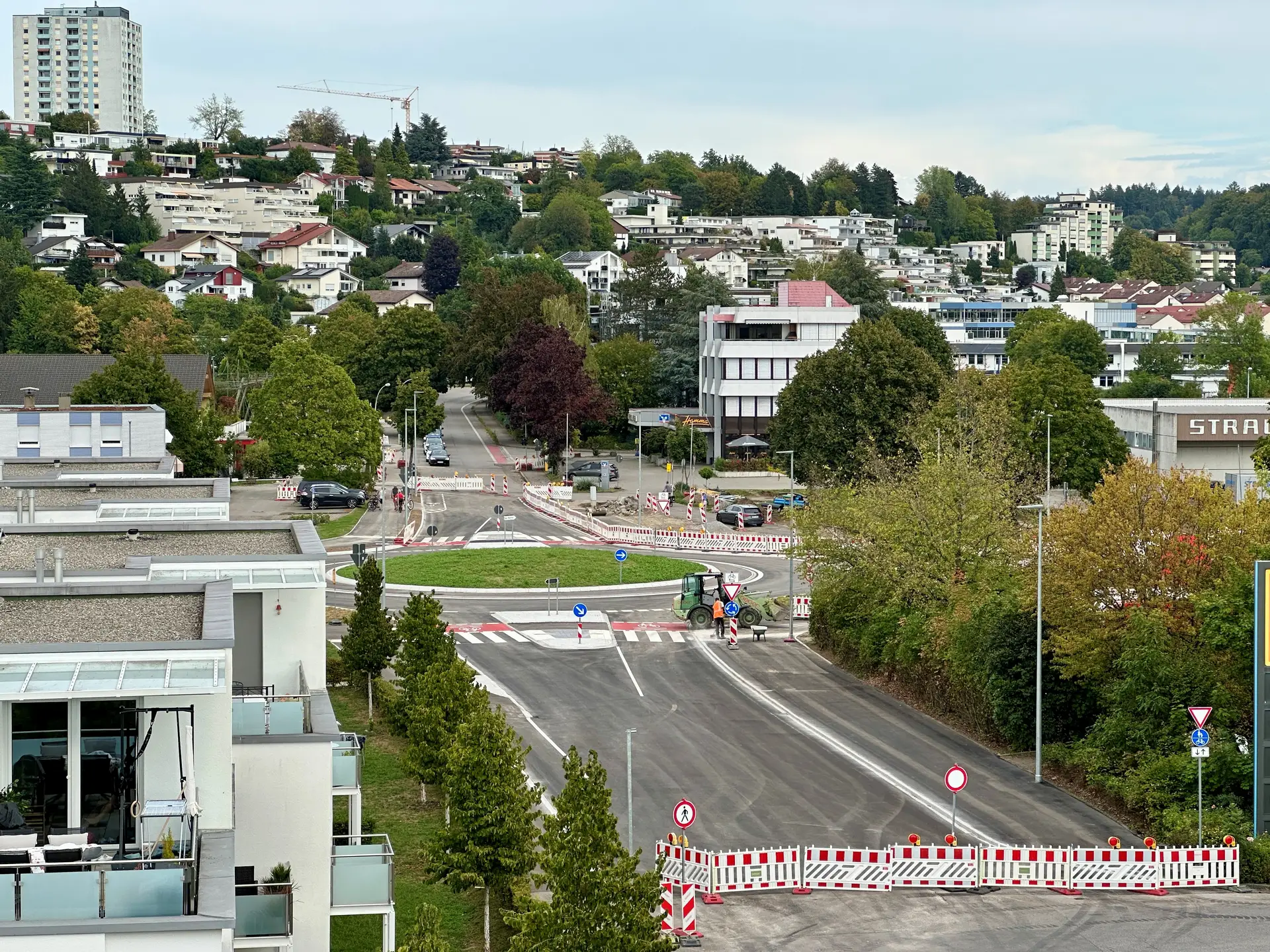 Kreisverkehr Schäferhof-Oberhof in Tettnang wird für den Verkehr freigegeben