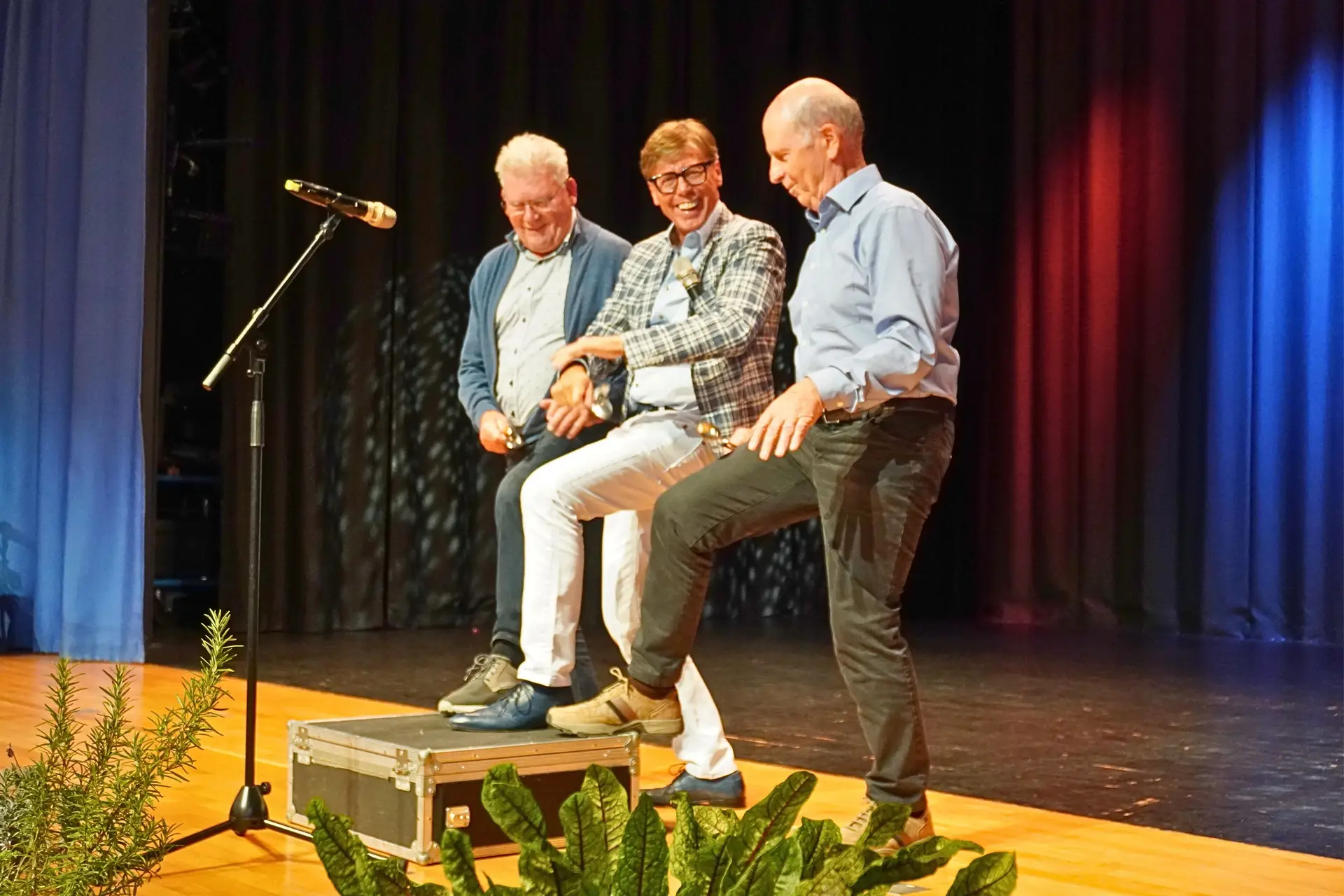 Entertainer Hansy Vogt führt dieses Jahr durch die Herbstliche Seniorenfeier der Stadt Öhringen in der KULTURa.
